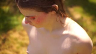 [MuchosVids] Longhairluna Manyvids.21.06.02.Longhairluna.Strip.Tease.Icy.Hose.Temperature.Play