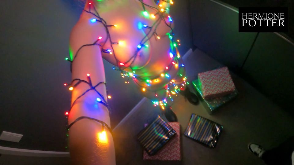 clip 10 amateur casting sex Hermione Potter - Xmas Vlog - If You Go To The Christmas Market With Me, You Can Fuck Me. The Choice Is Yours. - [PornHub/Onlyfans] - 2025 (FullHD 1080p), amateur on femdom porn