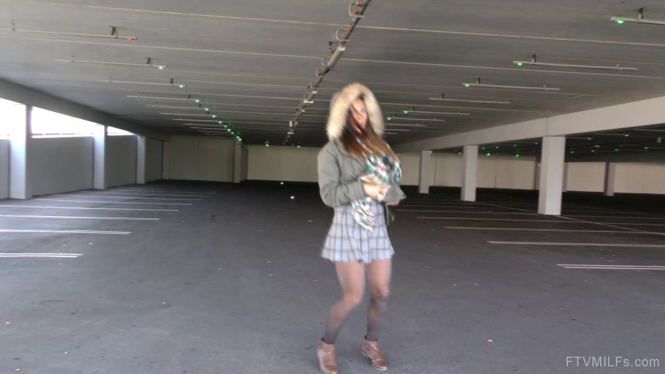 Video impresionante en el extranjero  Un turista arriesgado: Roxy Mendez 1080p FullHD