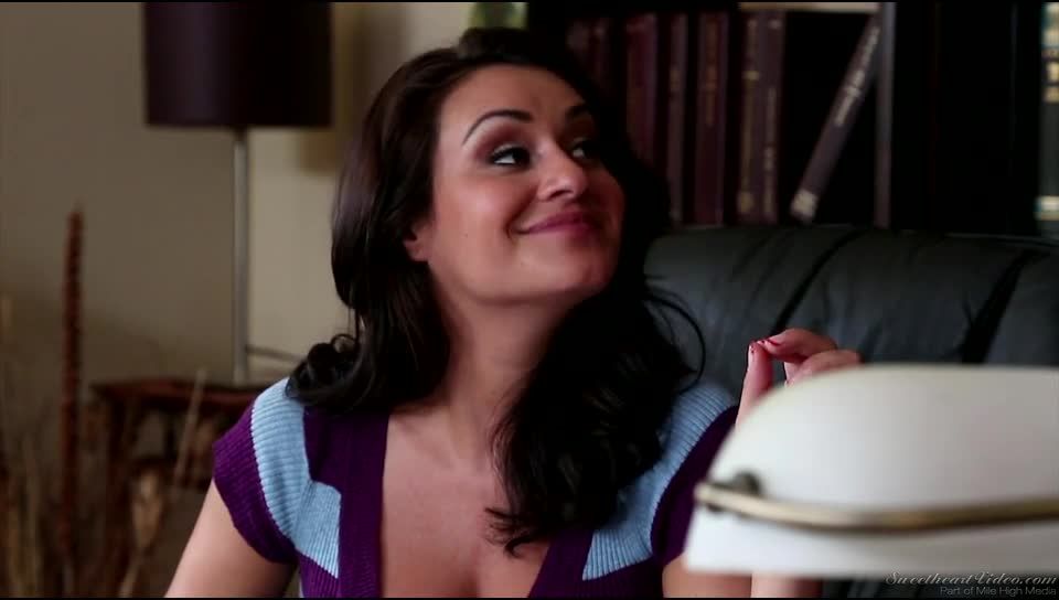 Gracie Glam and Charley Chase - Lesbian Analingus scene