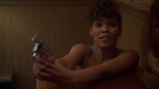 Gretchen Palmer – Red Heat (1988) HD 1080p - (Celebridad porno)