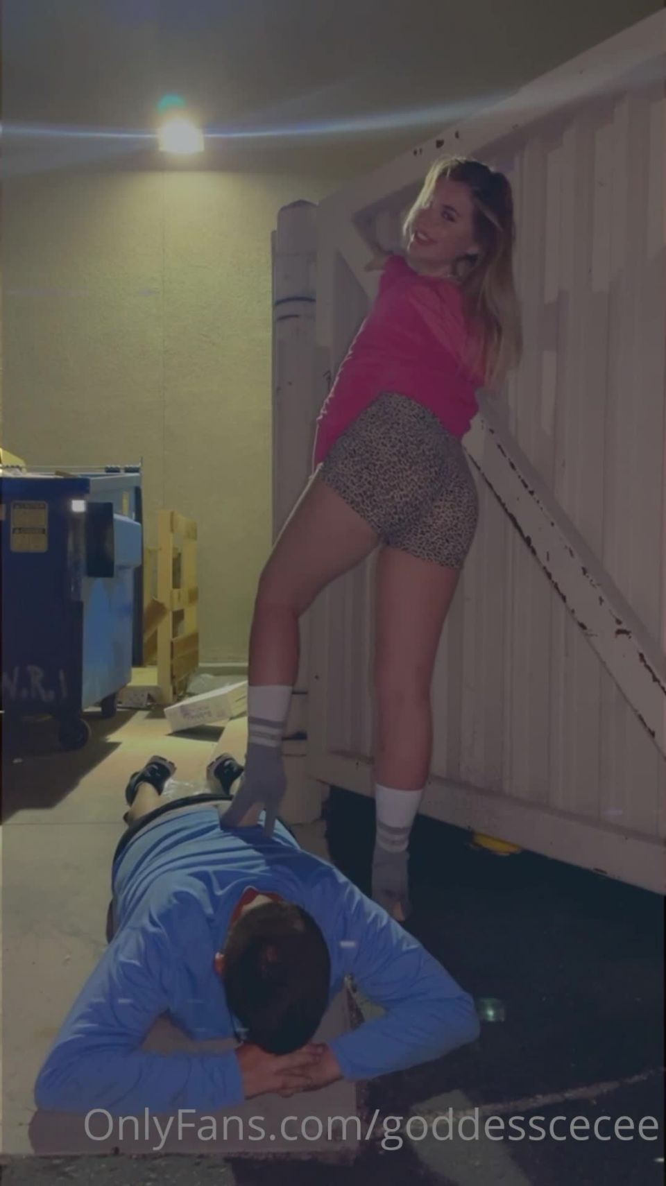 porno video 1 mujer macho 198 diosacee 2021-08-07-0gt8nchnf0arll374i8dp fuente, femdom en la femdom porno