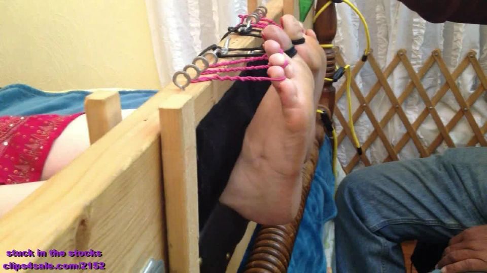 StuckInTheStocks - Gina's Feet Are In TROUBLE! Video Sex ...