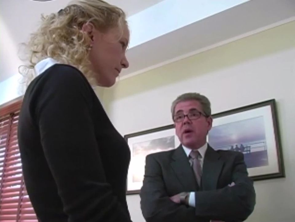 Pixie's Schoolgirl Spankings Parte 1 de 2 Video Sexo Downl...