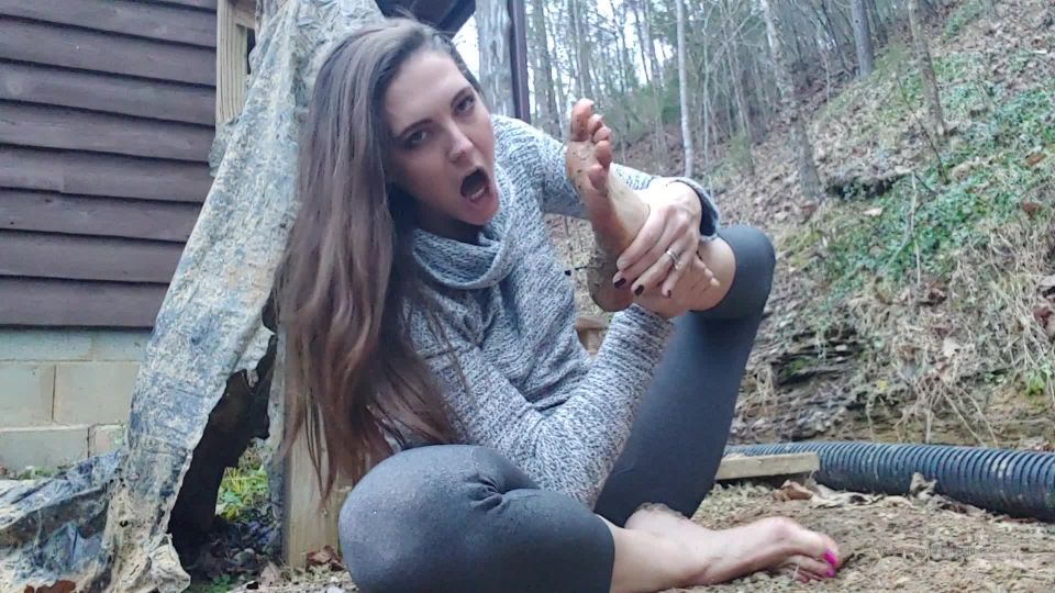 xxx video clip 39 sadieholmes 29-09-2019 Chupa el barro de mis pies conmigo en los pies porno pies oficina fetiche