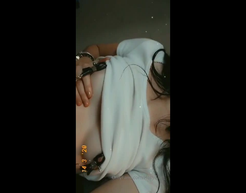 Holly Shit () Hollyshit 15-03-2020