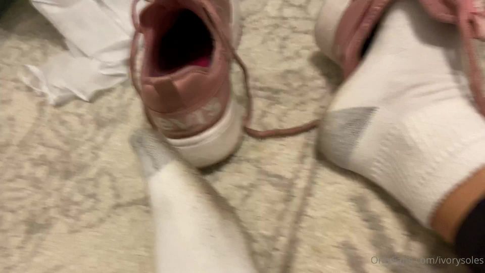 adulto xxx clip 43 marido tiene un pie fetiche marfil plantillas 13 09 2021 2219243284 sudoroso y oloroso, marfil plantillas en los pies porno