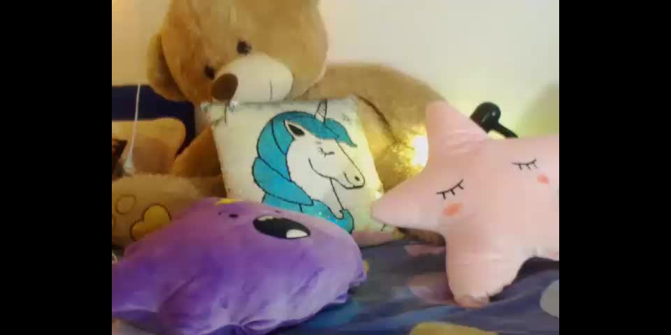 online video 33  / shemales / shemale porn