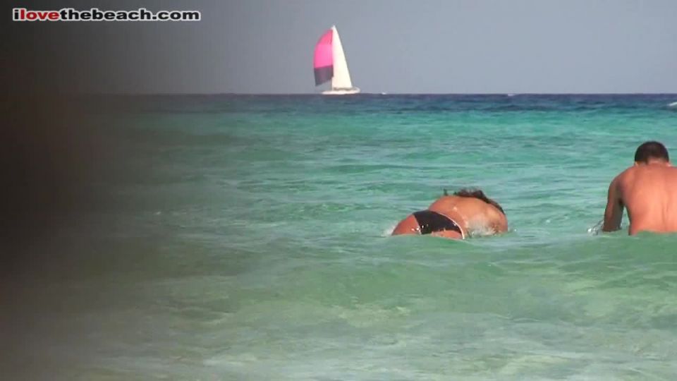 online adult video 2 Beach video – south of France on french girls porn 