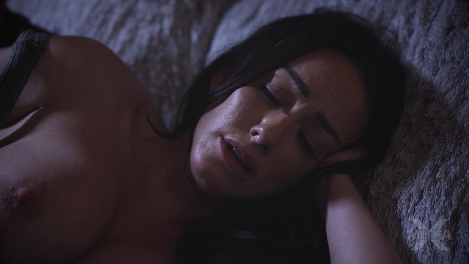 Cuidando de mamá - Jennifer White Sexo Clip Video Porn...