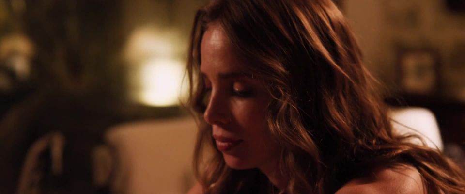 Kristanna Loken, Sarai Givaty, Yaiza Lopex Álvarez - Cuerpo de Deceit (2015) HD 1080p!!!