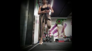 Diosa Domdeluxury - Domdeluxury - Siterip - K2S - UBIQFILE () Calentarme en el gimnasio si puedes seguirme