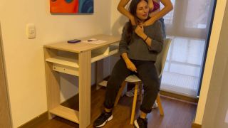 7137 Quiero coger a la niñera, mi coño es caliente Scarletta...