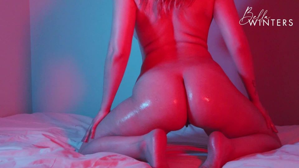 Bella Winters () Bellawinters - love how soft my ass feels after ive lathered it with baby oil i should do this more oft 18-10-2020
