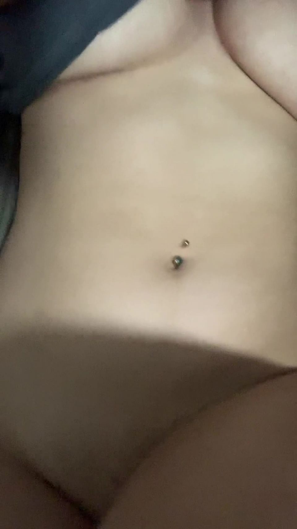 Bella Winters () Bellawinters - lately i havent been able to help myself i need to have a cheeky play every single nig 14-03-2021