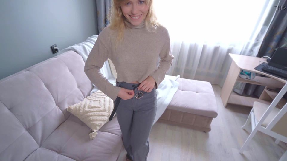 A Fan Met His Favorite Porn Actress In The Park, Pickup Her And (Hot Babes) Mari Moore