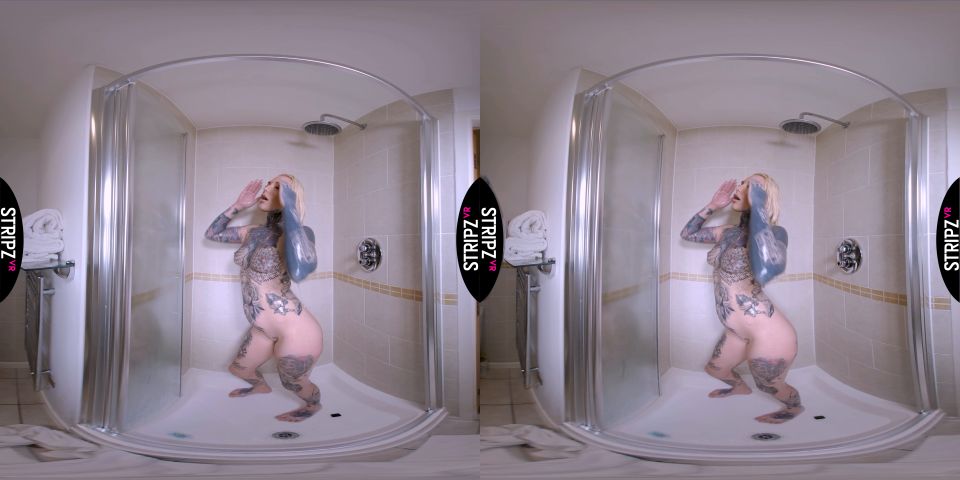 Video Wet: Lauren Brock 2880p UltraHD/4K