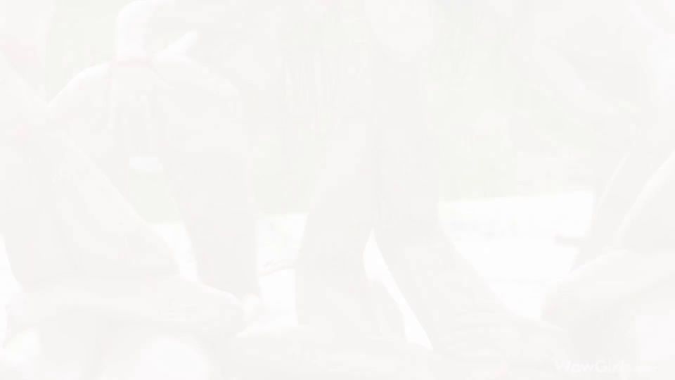 6282 Seis hermosas chicas masturbándose y haciendo el amor por el...