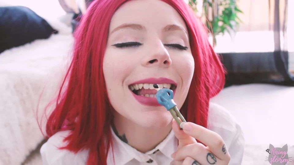 Gratis xxx video 2 macro fetiche Lluvia tormenta – Encoger a mi hermano pequeño, femdom joi en femdom porno