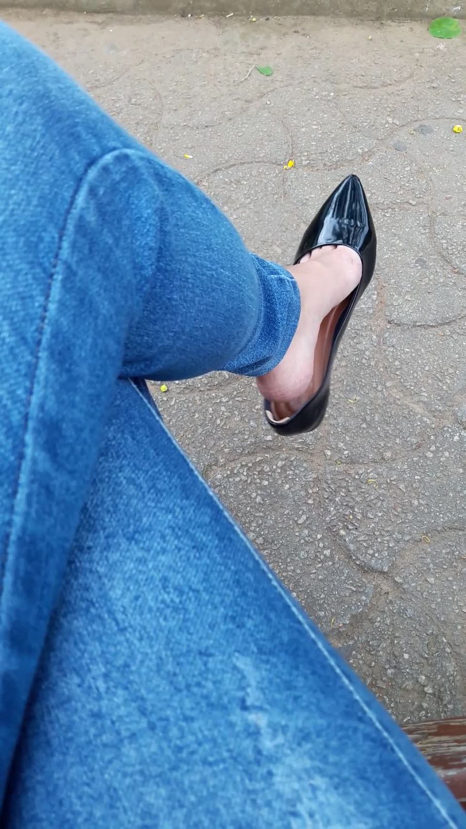 xxx video 21 lolitafeet 21-08-2018 Outdoor dangling – Black flats – 6 min | feet | feet porn nylon foot fetish