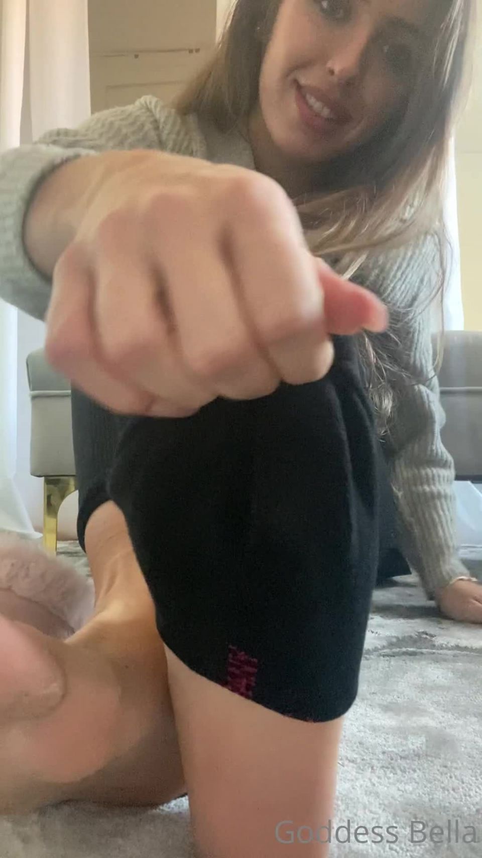 Goddess Bella - thecruelmistress () Thecruelmistress - ill take off myboots feet are so sweaty whooooow 24-10-2021