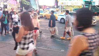 TimesSquareToplessBodyPaint-100_0228