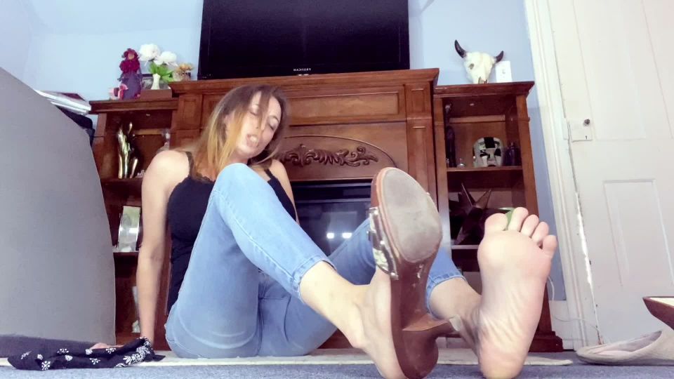 gratis porno clip 20 femdom suave Cumming Shoe Juego, pie en los pies porno