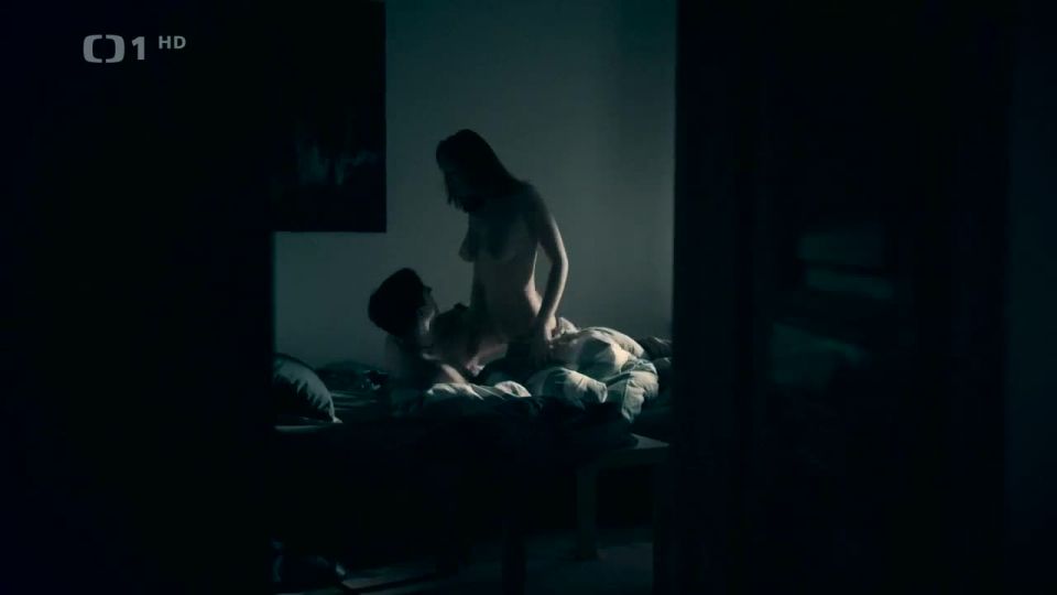 Iveta Jirickova – Labyrint s02e05-06 (2017) HD 720p!!!