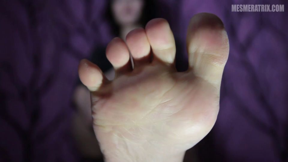 gratis video en línea 29 Lady Mesmeratrix - Esclavo - HD 720p en femdom porno lápiz labial fetiche