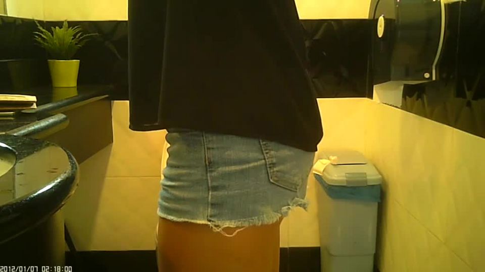 Ver gratis Porno en línea – Voyeur en el baño público – hz_21898  voyeur  voyeur