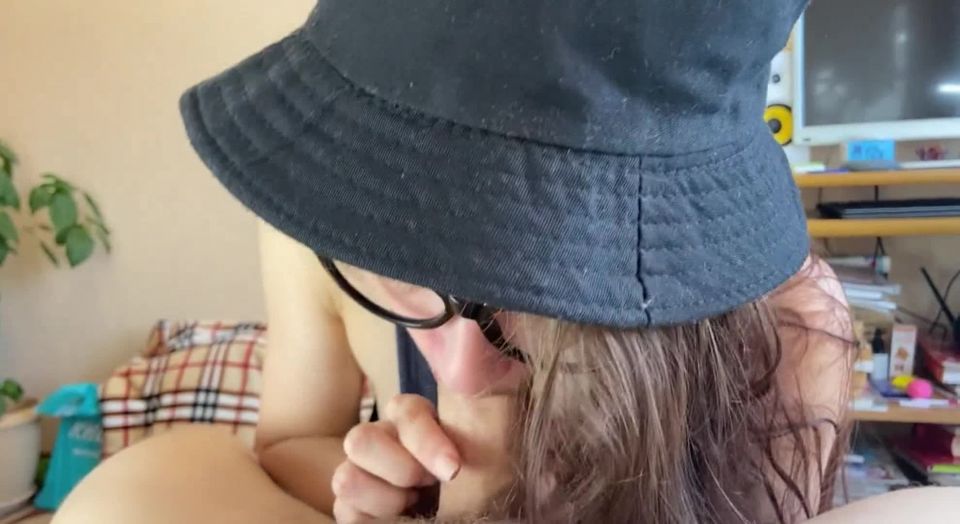 Chica de playa me hace mamada - Mamada