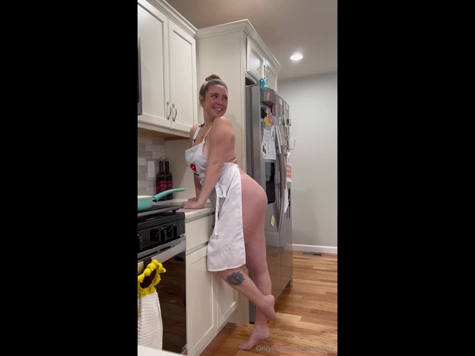 Hailstorm (hailstorm93) Kitchen Sextape BG Onlyfans (Pornstar)