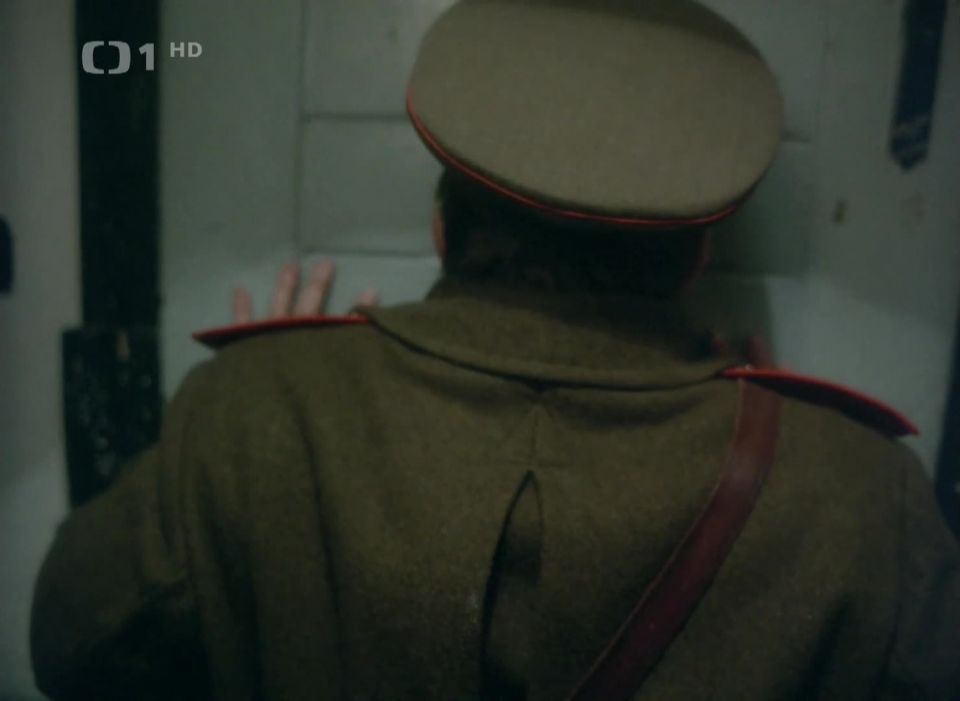 Martina Adamcova, Simona Chytrova, Ivana Velichova - Tankovy prapor (1991) HD 1080p - (Celebrity porn)