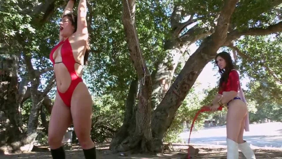 [SuperMisses.com] MDP Dragon Lair Switcharoo