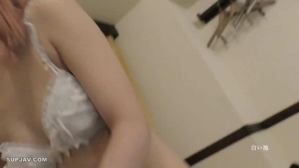 FC2PPV 3136602 【はじめてのP活まさかで流出決定】可愛い童顔ロ└|ツインテールアイドル級フェイスに神スレンダー美乳美尻美脚に撮影交渉したらOKだけど見た事あるビッチだったのでお口に2回生ハメ1回合計3発を勝手に販売《 - JAV