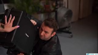 [waranlov.com] Wonder Woman Fights Criminals | giga heroine, cosplay, コスプレ, superheroine, 女子プロレス, wrestling