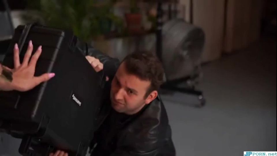 [waranlov.com] Wonder Woman Fights Criminals | giga heroine, cosplay, コスプレ, superheroine, 女子プロレス, wrestling