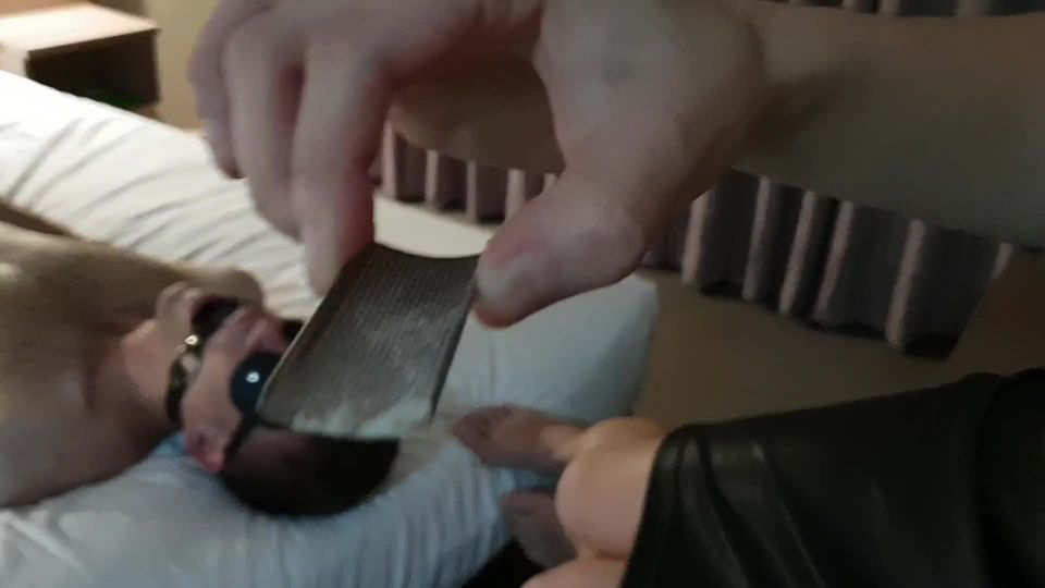 online xxx clip 33 Pie Fetish Aversion Terapia de pies Alimento - cura - femdom porno gangbang amateur ruso