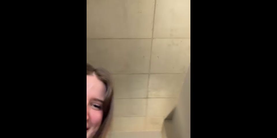 MILF porno Victoria Liu Y CJ Miles Tease En Steamy MILF Asiática Coño Fuck Video CJ Miles, Victoria Liu, Cj