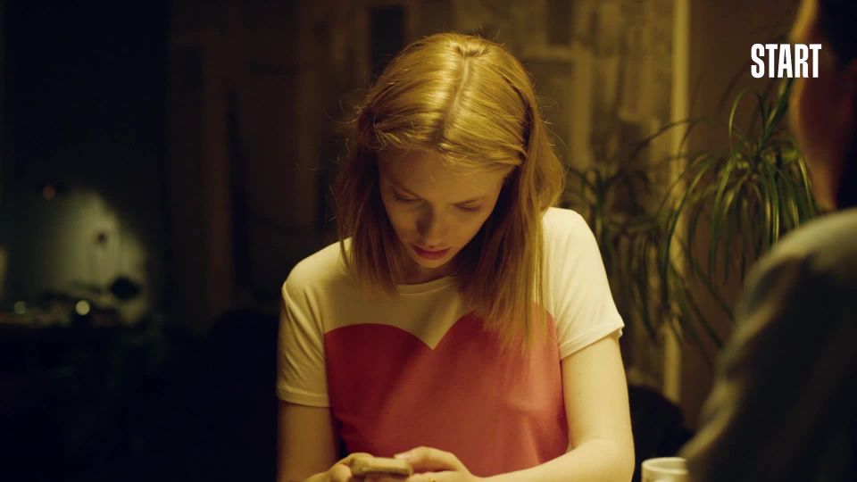 Hannusya Yarmolenko, Karina Cherchevych - Sex, Insta i ZNO s01e01e03 (2020) HD 1080p - [Celebrity porn]