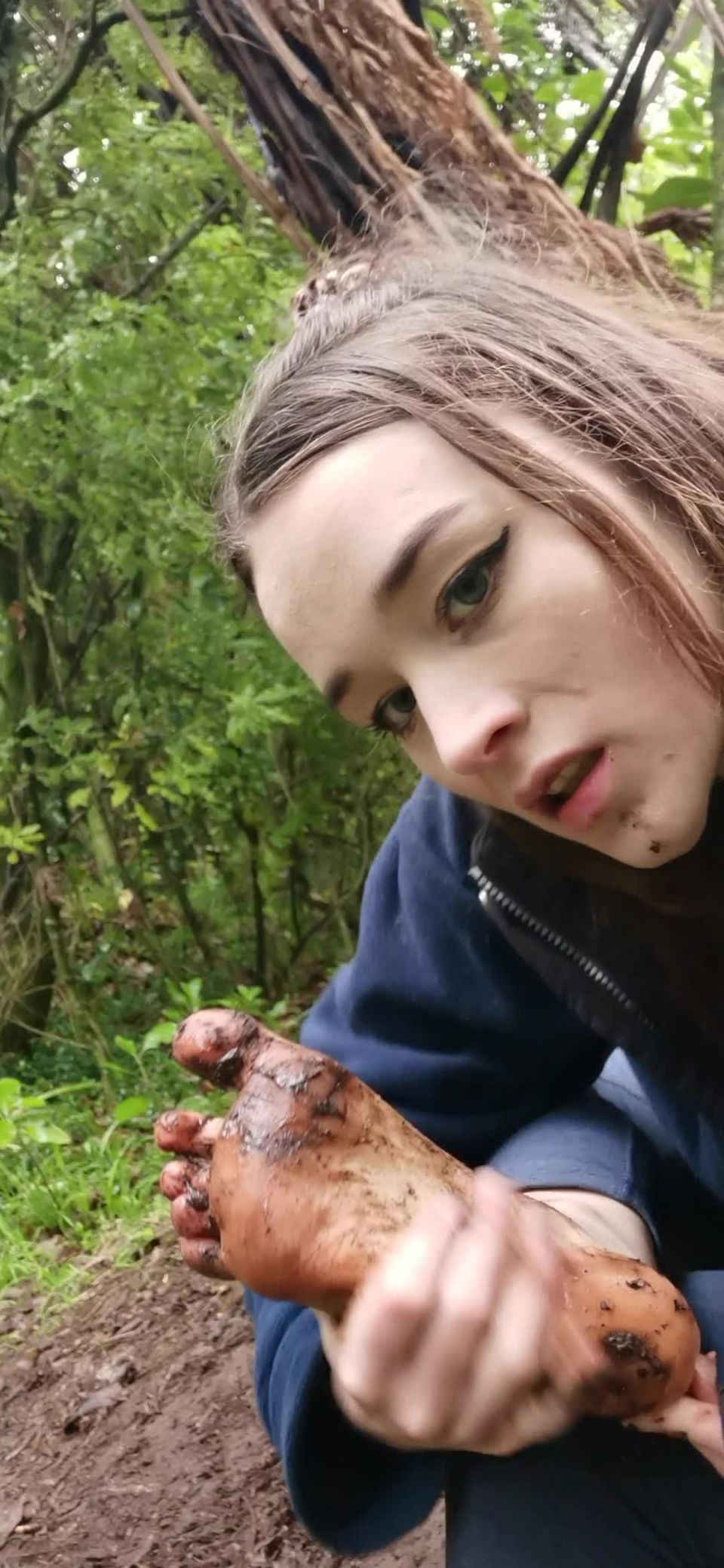 xxx video 35 adolescente anal compilación Naughty Nini – Lazo la suciedad de mis pies para usted, amateur en solitario mujer