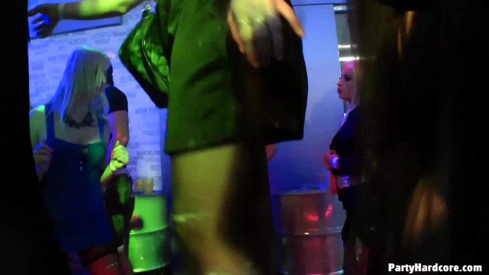 Party Hardcore Gone Crazy Vol 32 Part 4 (Amateur porn)