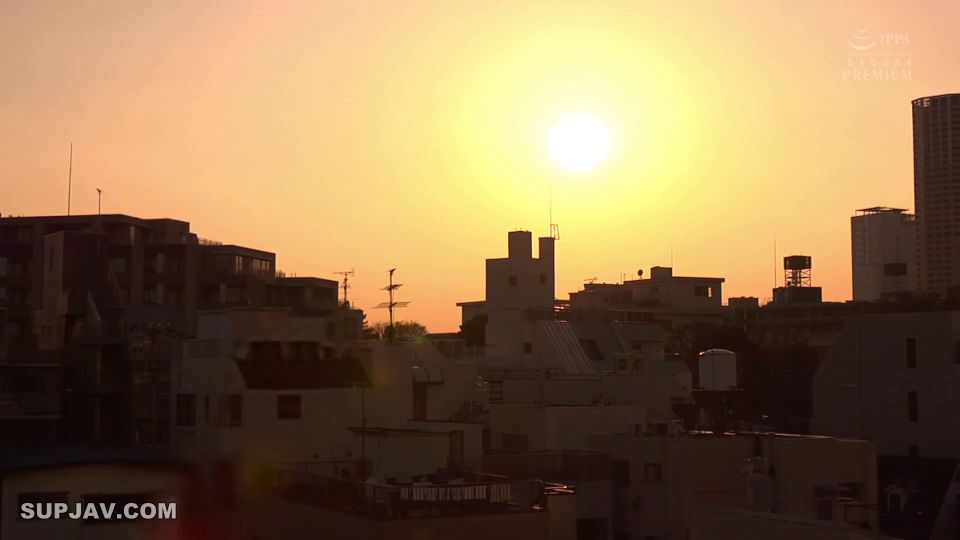 Escenas de amor apasionado e intenso ahora revelado