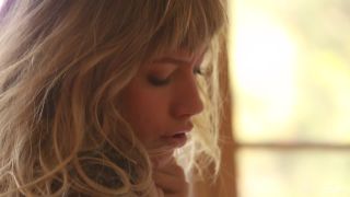 Ivy Wolfe - Feel Me Moving