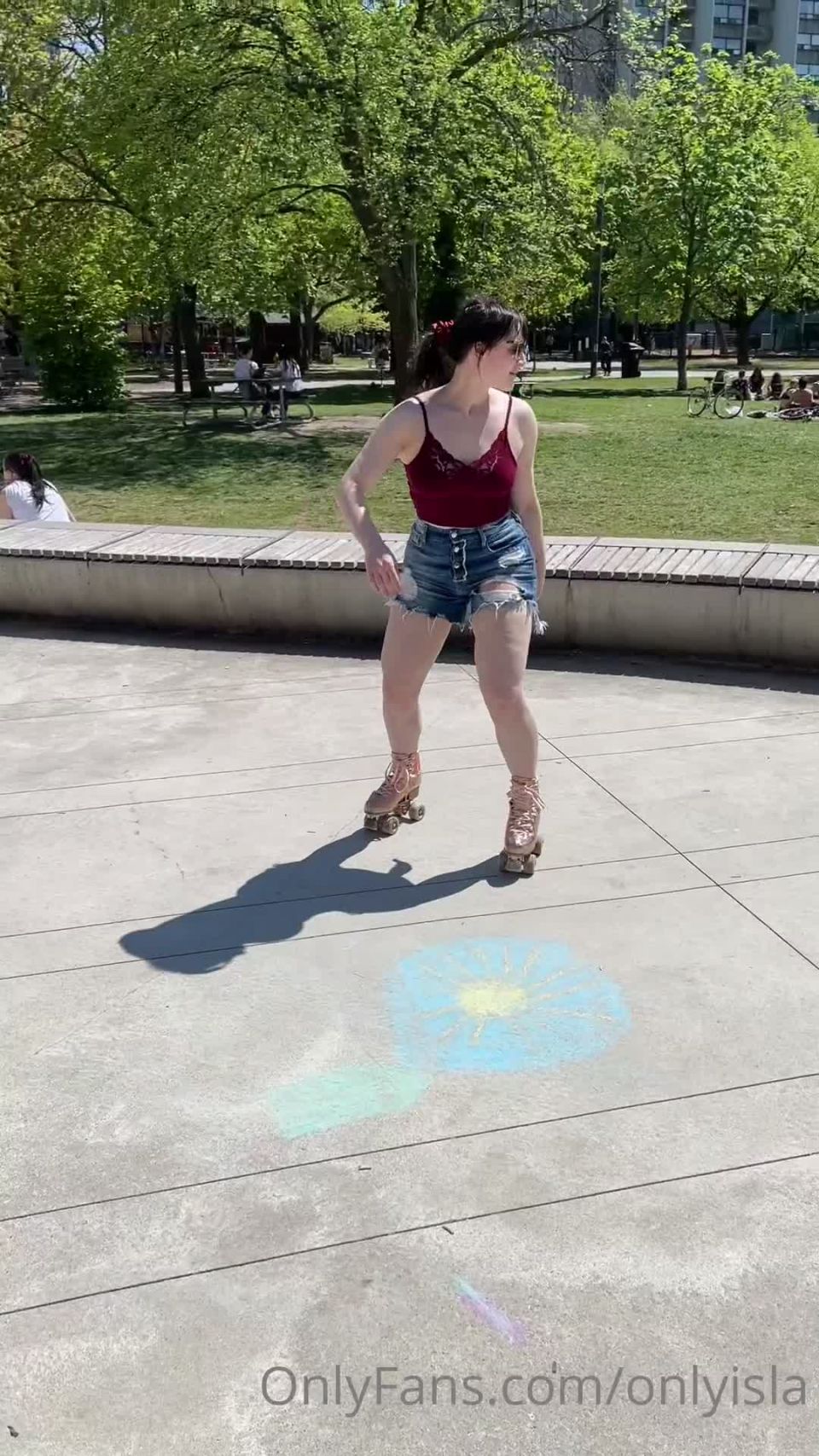 Isla D - onlyisla () Onlyisla - meant to film something sexy but it was such a lovely day i popped out to the park for th 17-05-2021