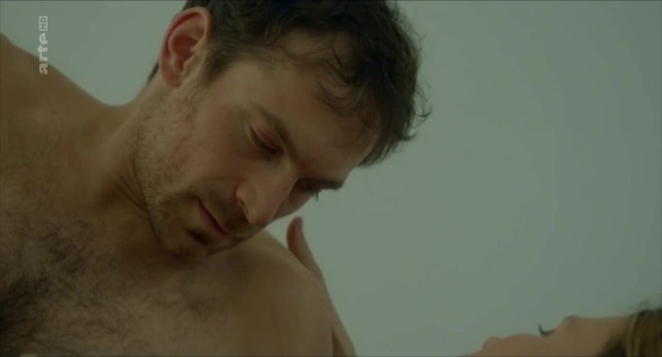 Toinette Laquiere - Transferts s01e02 (2017) HD 720p!!!