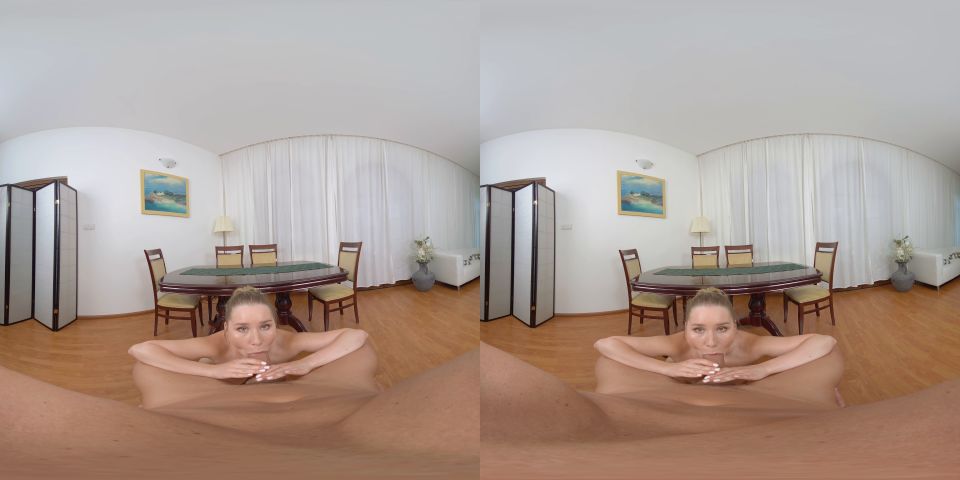 Jardinería caliente de VR con Amalia - Traviesas tentaciones checas 4K