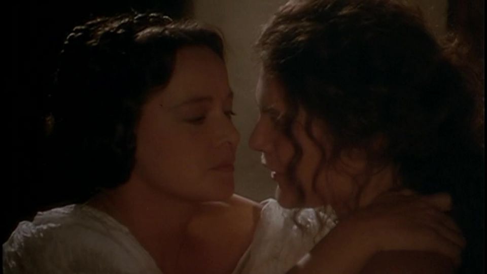 Laura Antonelli, Clelia Rondinella - La Venexiana (1986) HD 720p!!!
