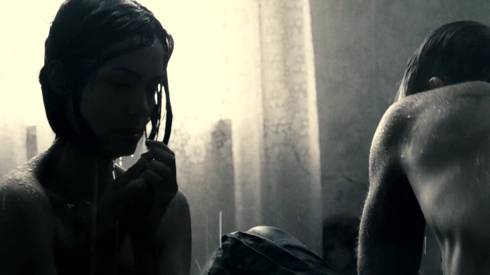 Shannyn Sossamon – El día (2011) HD 1080p!!!