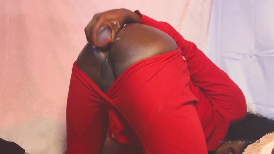 [Onlyfans] Vanniall Me follando en mis PJs Usaba muy poco lubricante y terminó en cre 3176691